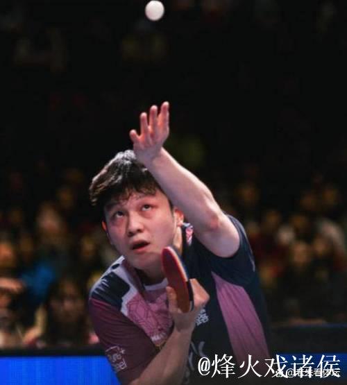 樊振东遭德迷狂热追捧！现场唱《真的爱你》